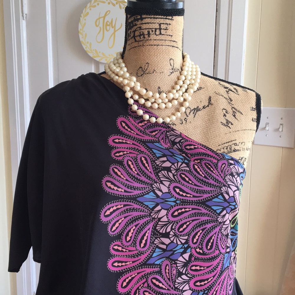 NICOLE MILLER • Gorgeous One Shoulder Top - Picture 2 of 13